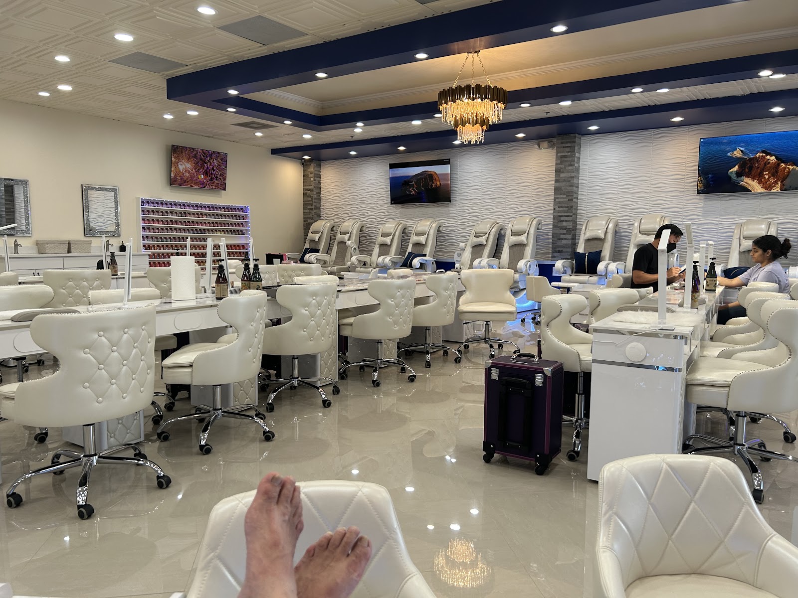 SANTORINI NAIL LOUNGE nail photo 4
